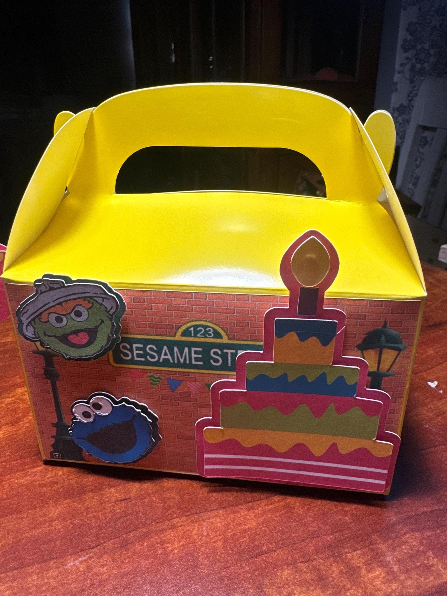 Sesame Street Gable Box.